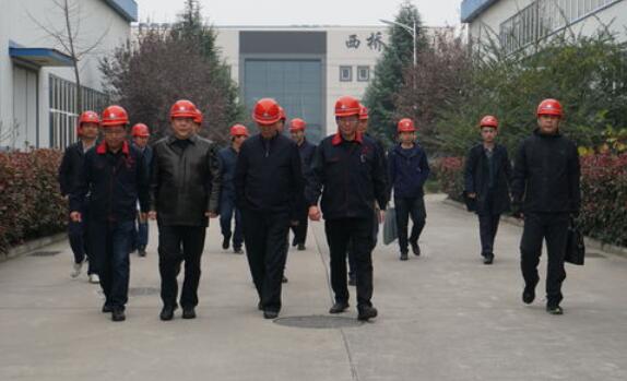 集團領導金輝帶隊赴海紅軸承、電器開關進行工作調研